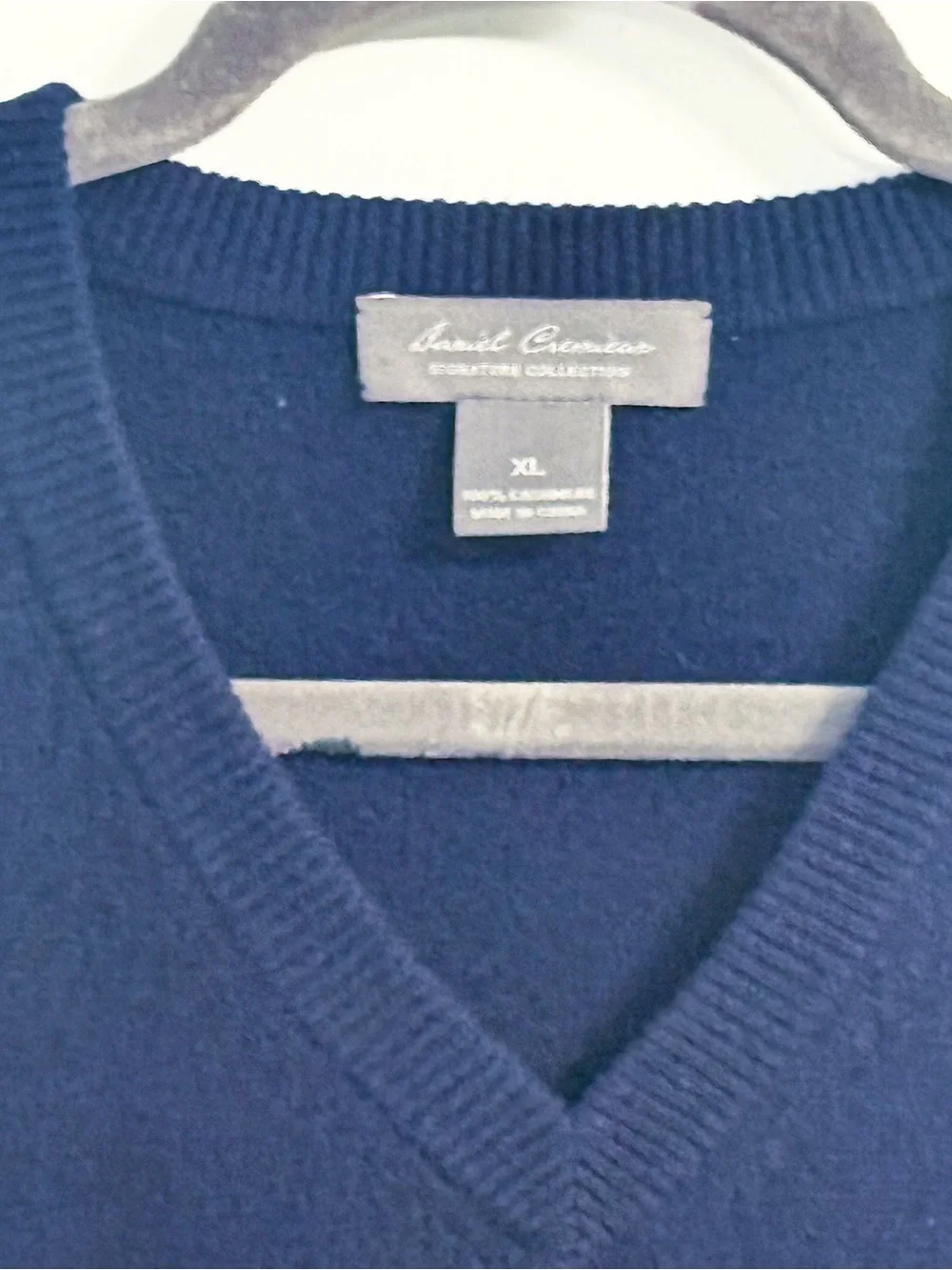 Daniel Cremieux Men’s XL 100% Cashmere V-Neck Sweater Navy Blue